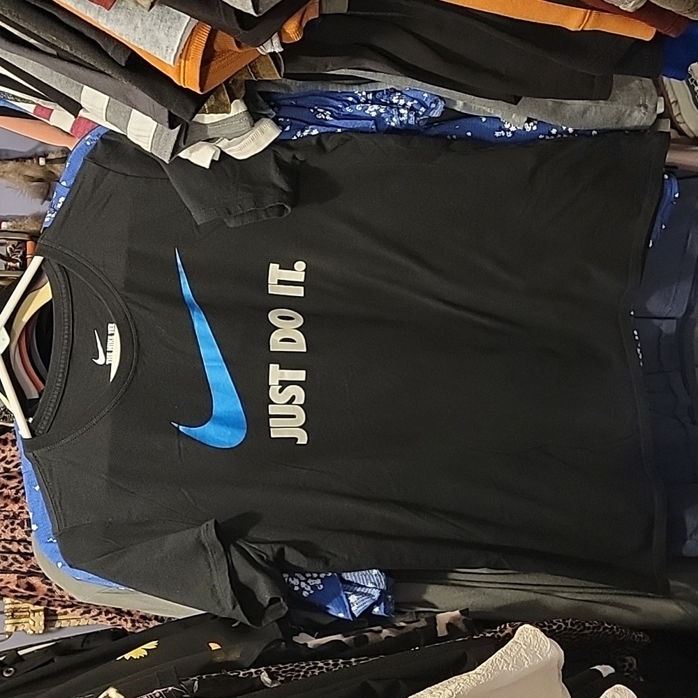 Nike Tee 💙